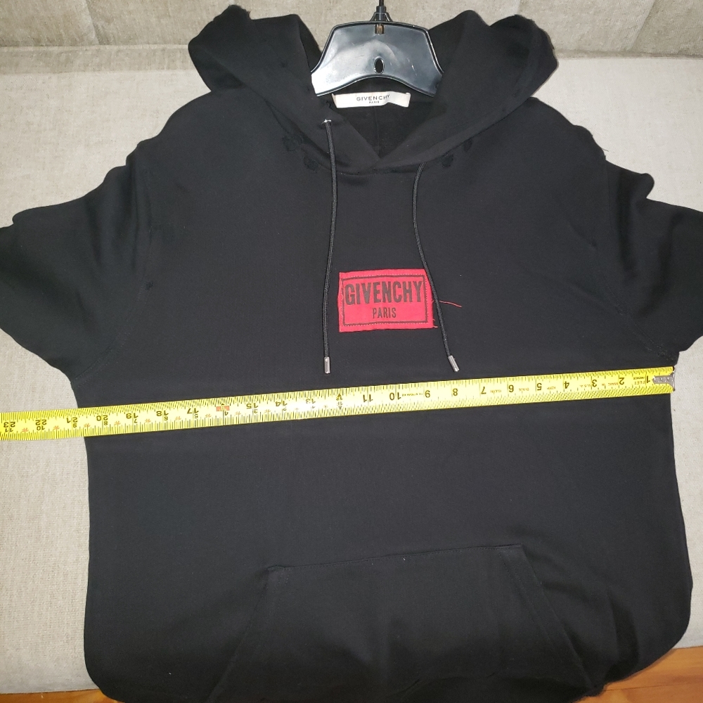 Givenchy Box Patch Logo - image 4